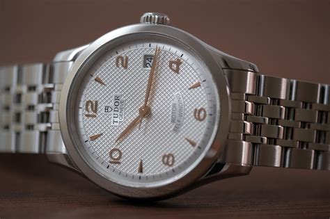 tudor classic opinioni|tudor 1926 review.